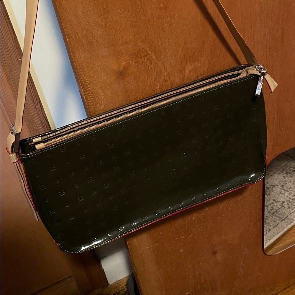 Elegant Green Embossed Women's Bag